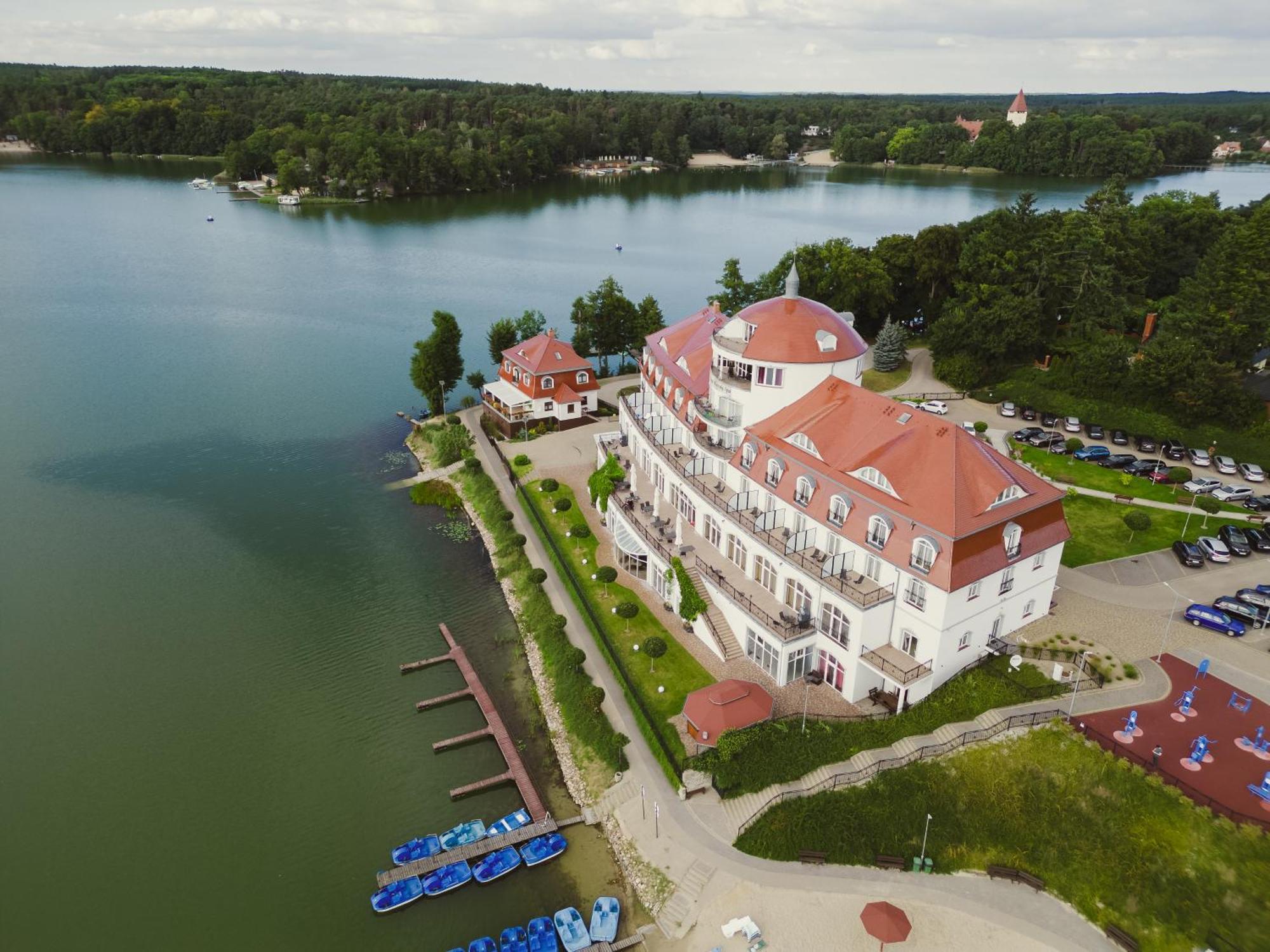 Hotel Woinski Spa Любневице Экстерьер фото